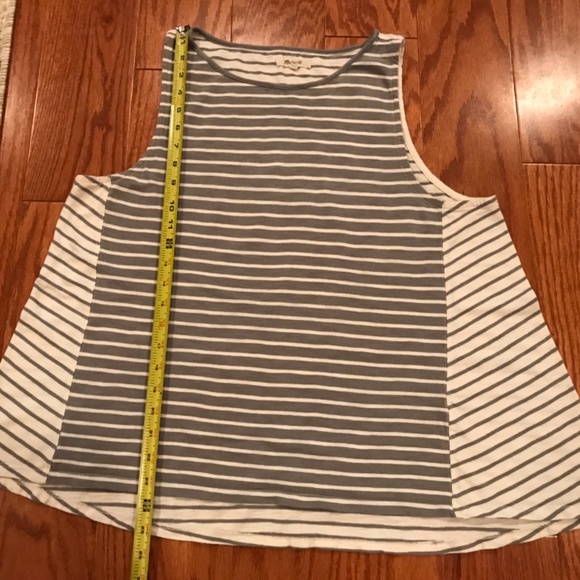 Madewell gray forward seam tank - Picture 3 of 6